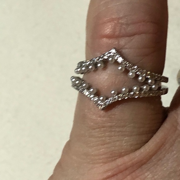 🚨50% off! Delicate Pearl, 5A CZs & Sterling 2 ring guard set! See all pictures - Picture 2 of 16